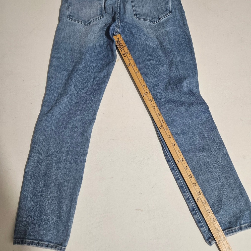FRAME Le Garcon Distressed Boyfriend Jeans Light Wash Ripped Knee Size 27 - Picture 11 of 12